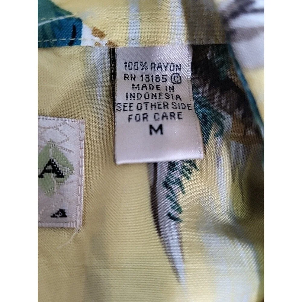 Campia Moda Mens Sz Med Shirt Button Up Hawaiian Resort Vacay Island Palm Trees - Picture 6 of 7